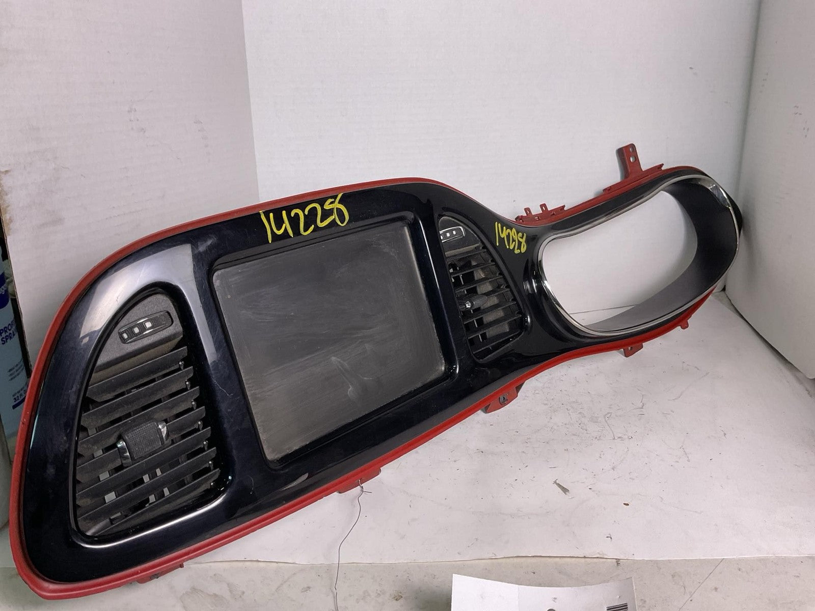 Audio & Visual Equip.(radio) DODGE DART 15 160